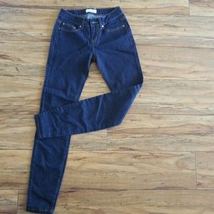 Women's stretchy jeans NWOT
